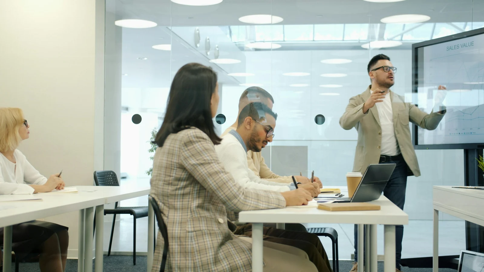 スキル評価の証拠設計｜自己申告・試験・実務成果を組み合わせる