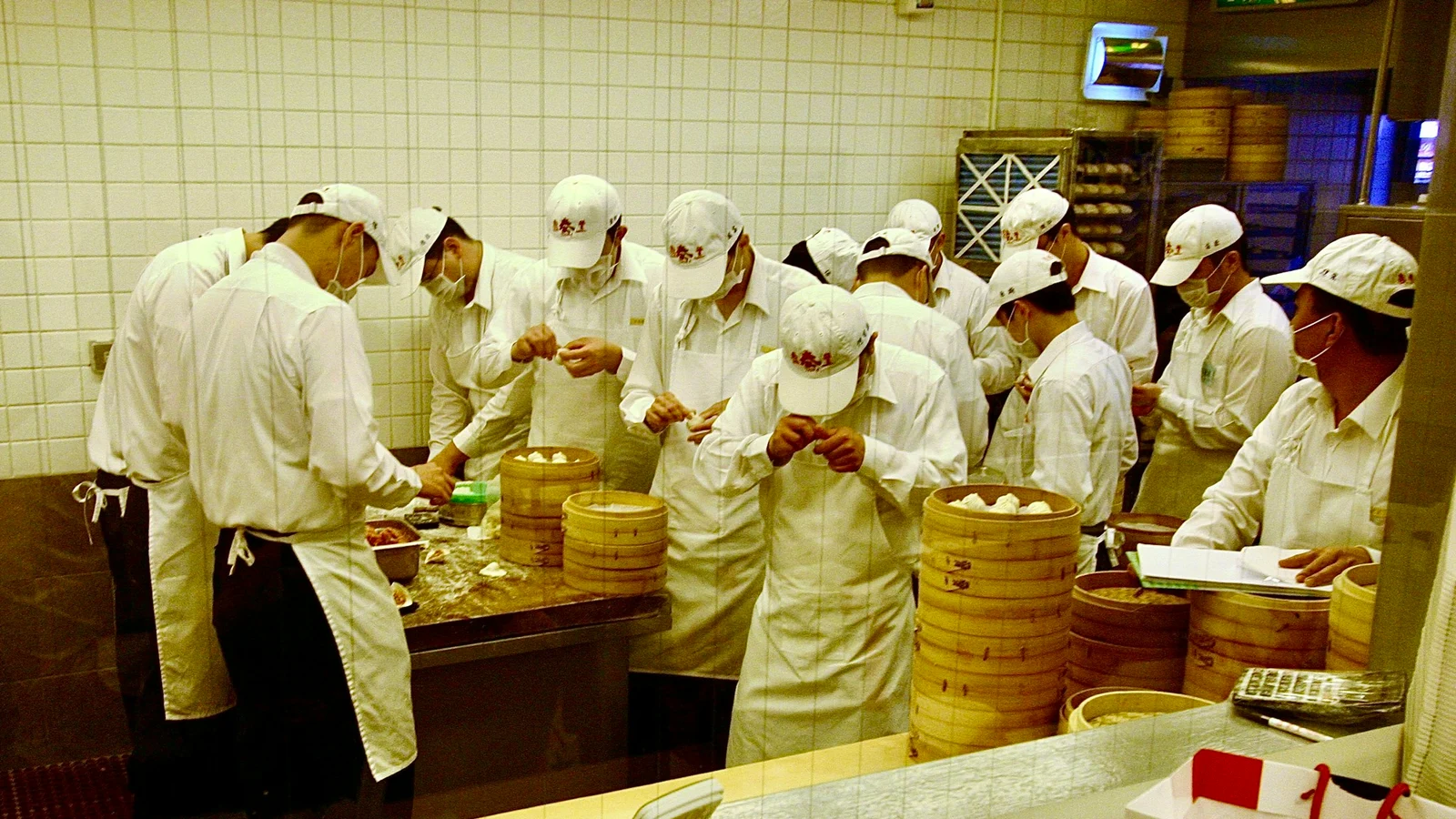 中華料理の仕事とキャリアの費用・品質・責任を左右する現場の細部