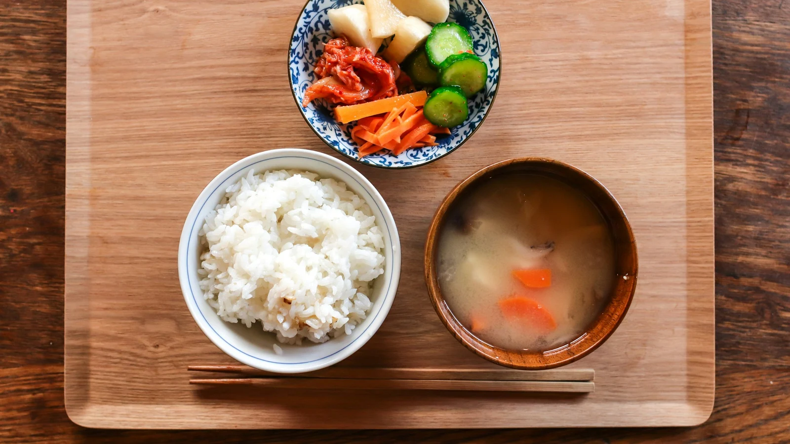 定食・食堂の品質評価と選定の判断材料となる設備・道具・記録の細部