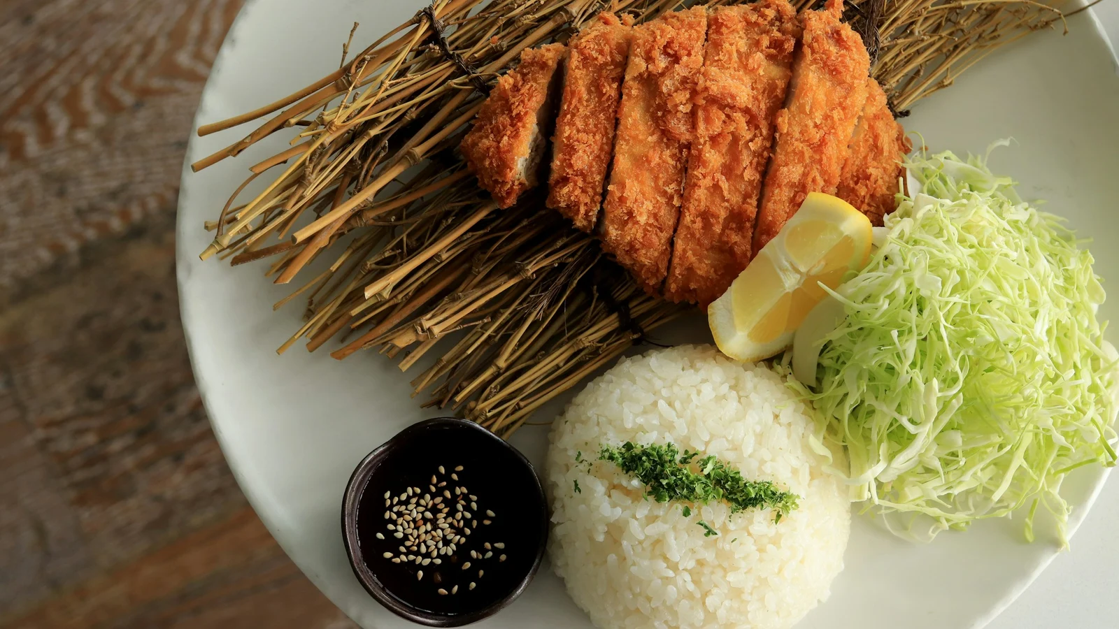 とんかつ業界の料金プラン比較｜定額・従量・成果連動の注意点