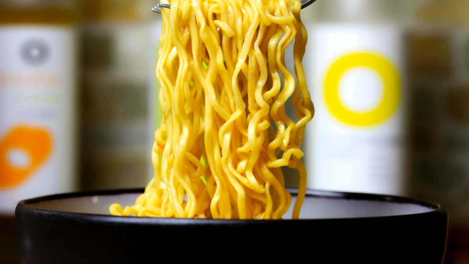 ラーメンの自動化と人の統制の証拠となる設備・道具・記録の細部