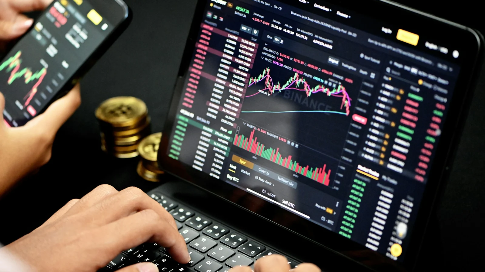 商社の信頼と透明性の設計の条件を関係者が確認する実務場面