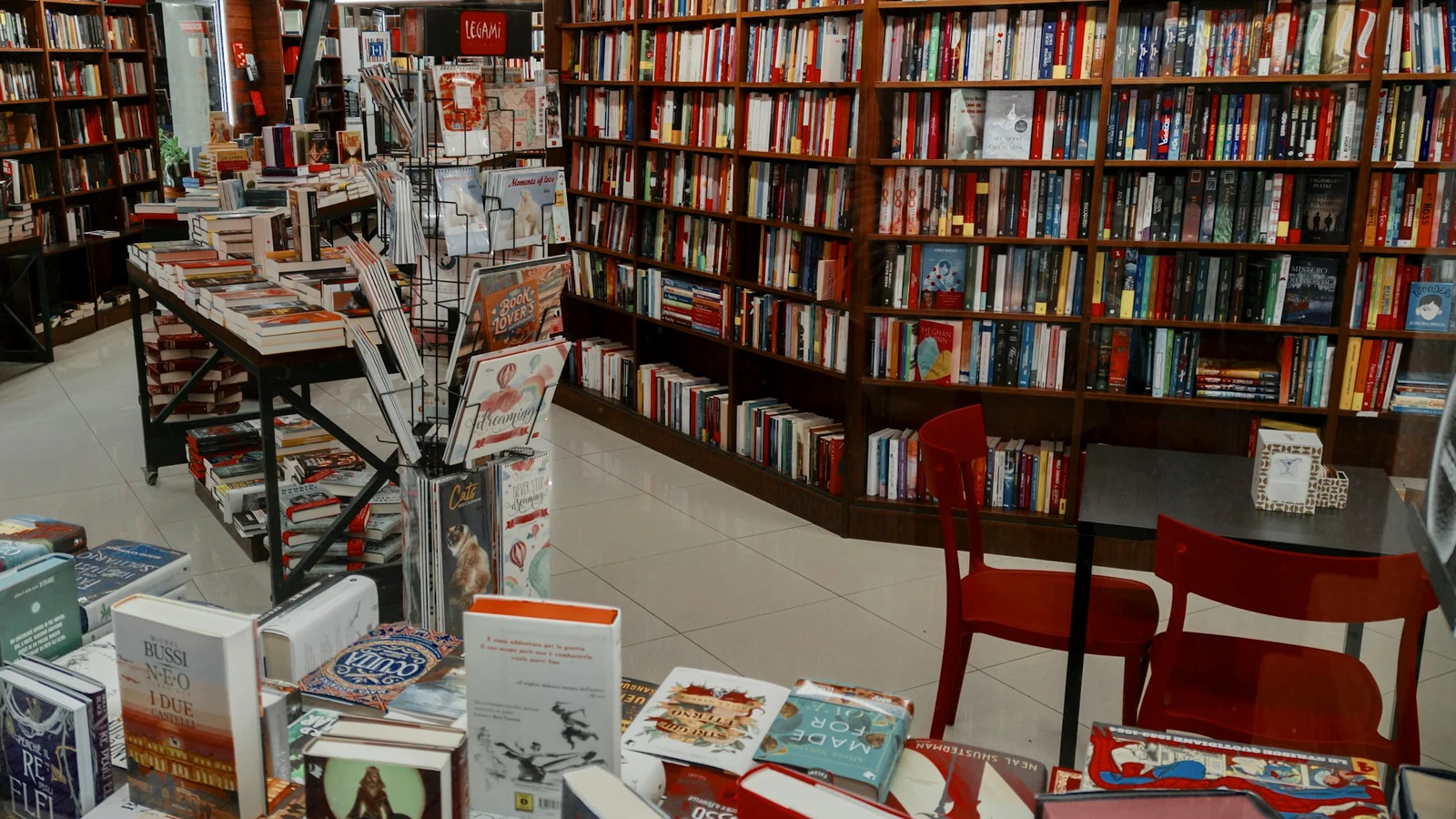 規程を作って終わらせない｜本屋・古本業界｜教育とシステム変更をそろえる