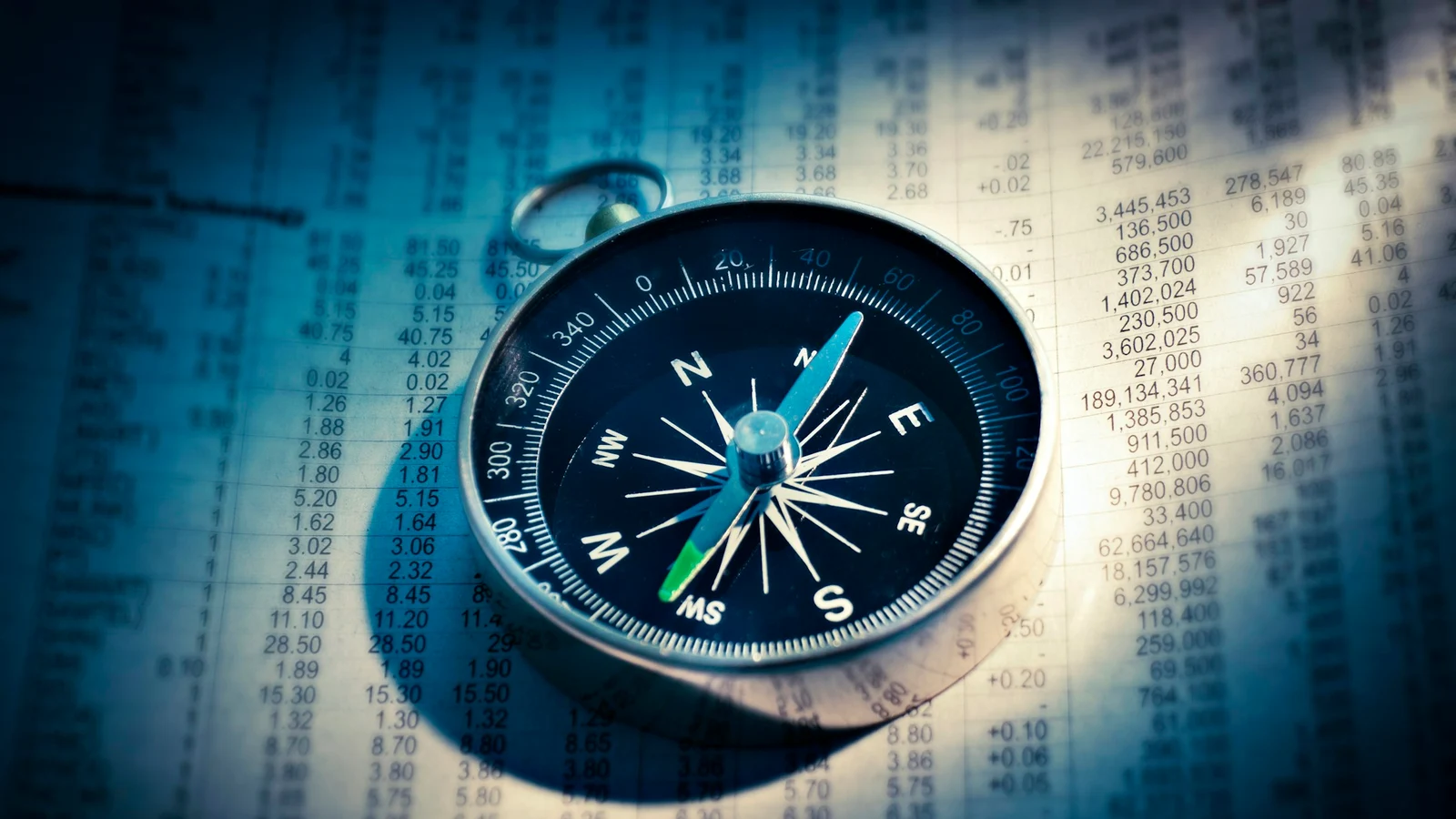 金融業界は何をどこまで残す？不要な情報を持ち続けない