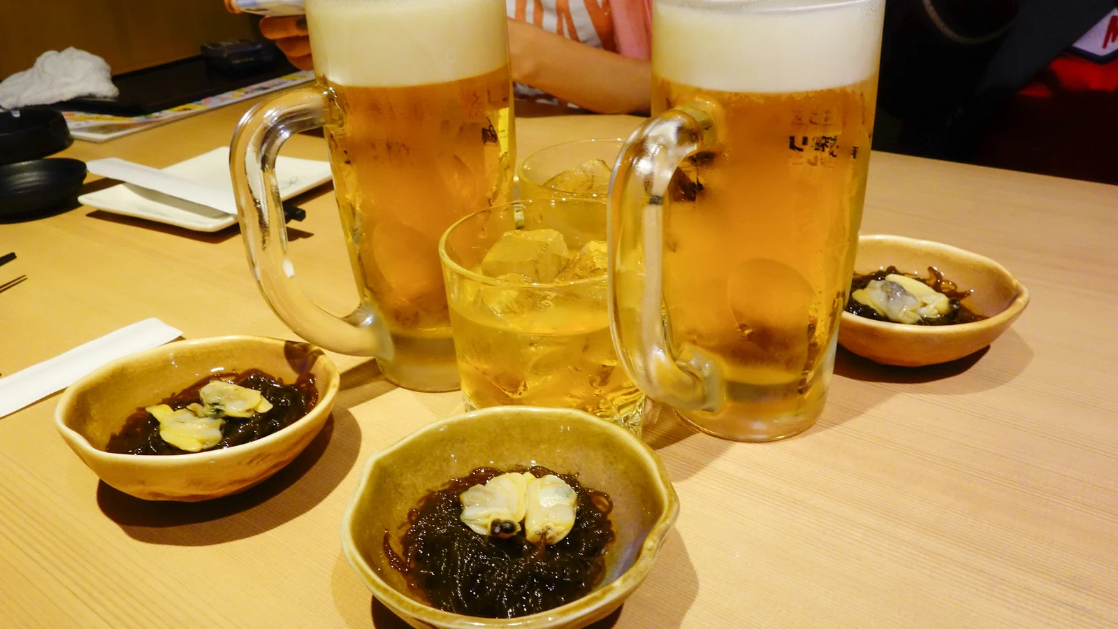 居酒屋の方針変更と運用統制の証拠となる設備・道具・記録の細部を写した写真