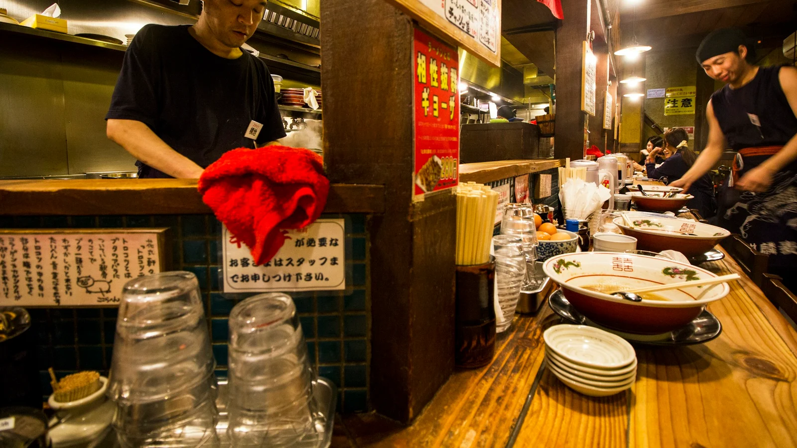 焼肉の需要ポートフォリオと撤退判断の証拠となる設備・道具・記録の細部を写した写真
