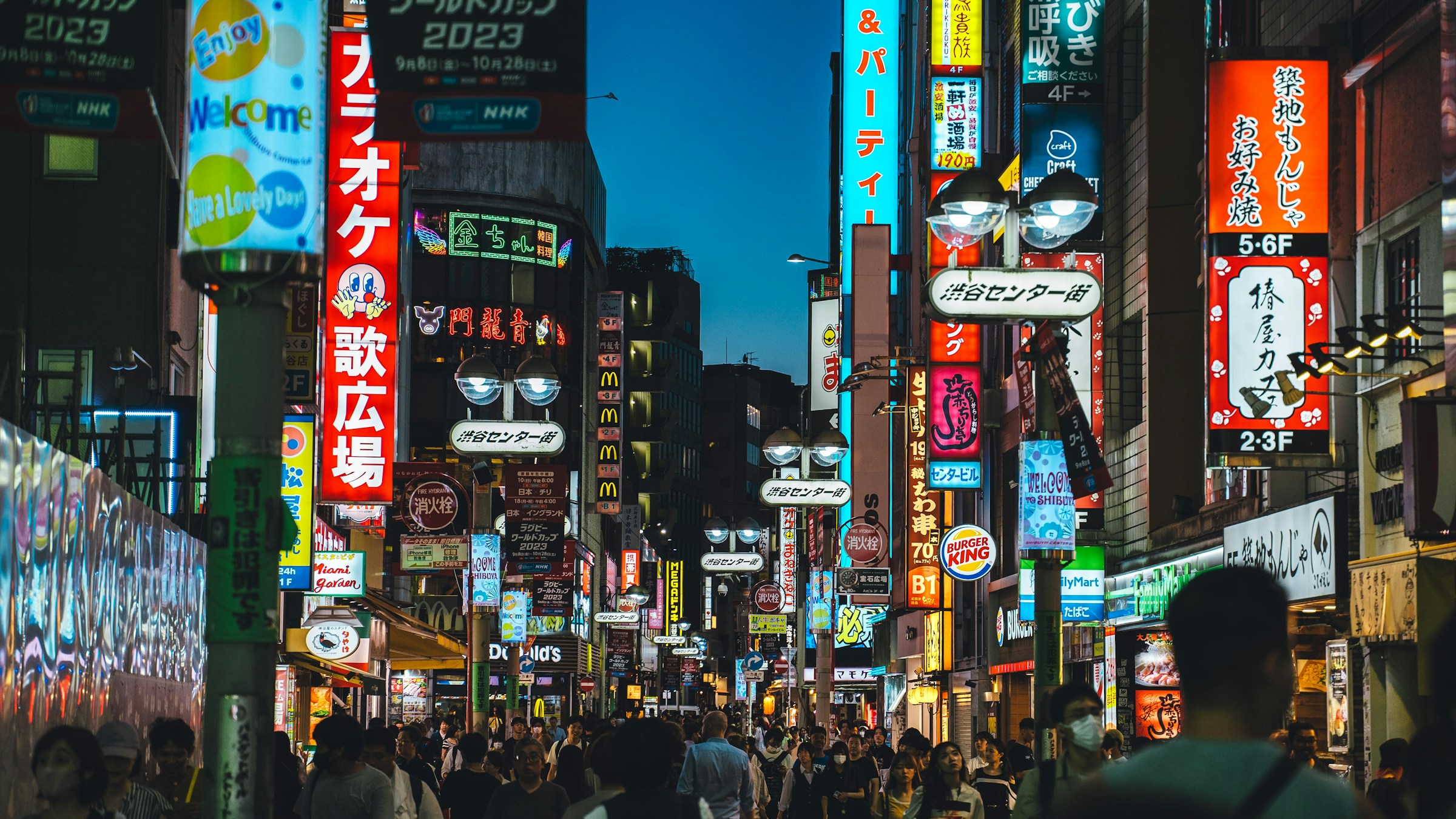 広告代理店に依頼したい、何を見る?広告業界の基本と整理しておきたいこと